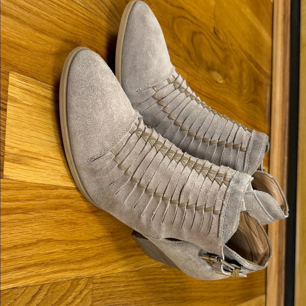 Franco Sarto Taupe Suede Ankle Booties women’s size 9